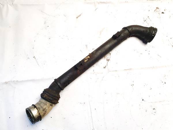 7L6145967B Volkswagen Touareg 2004 Interkulera šļūtene