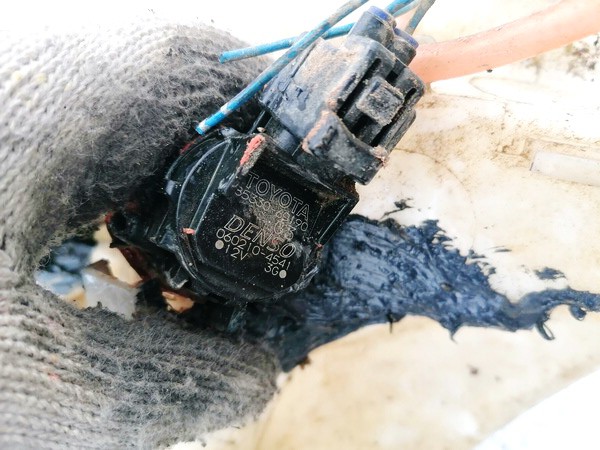 0602104541 Toyota RAV-4 2005 Waschwasserpumpe, Scheibenreinigung - Thumbnail 3