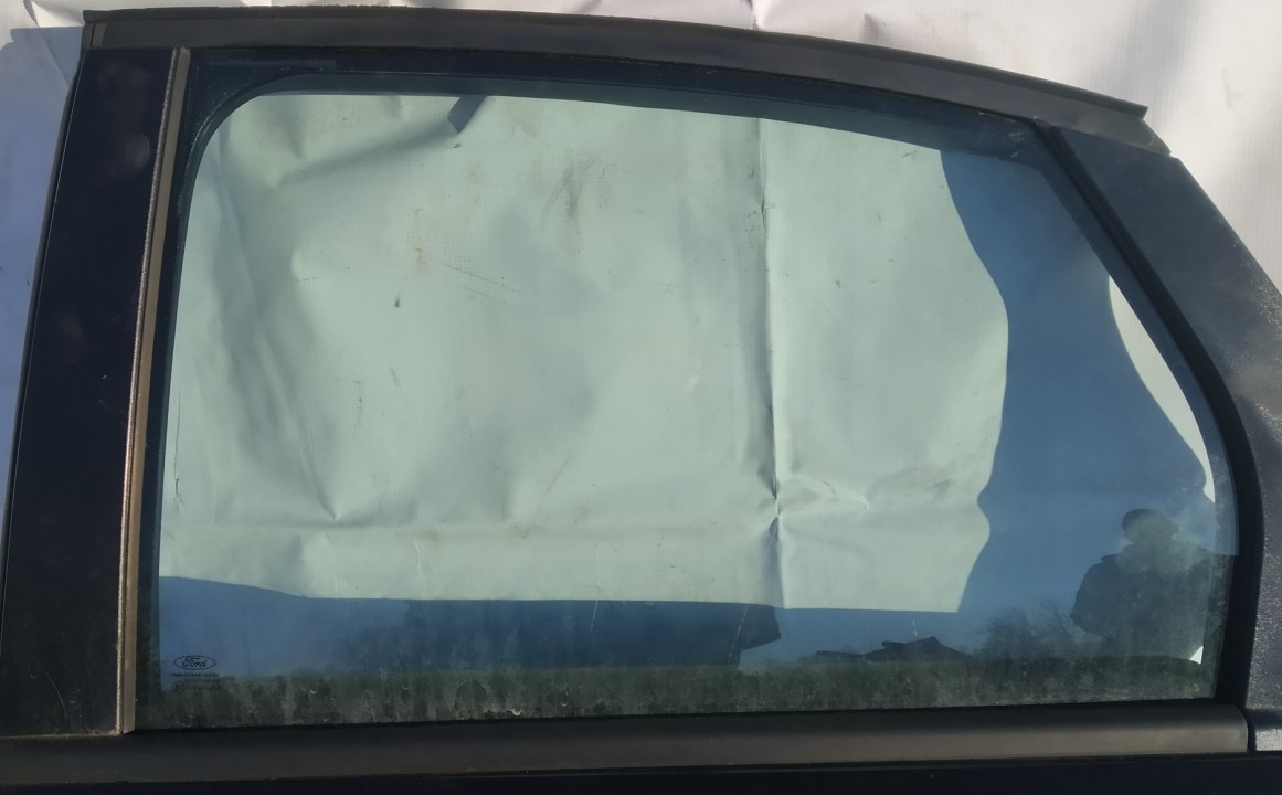 Ford Focus 2007 LUNA TRASERA IZQUIERDA, Luna de la puerta trasera - TRASERA IZQUIERDA