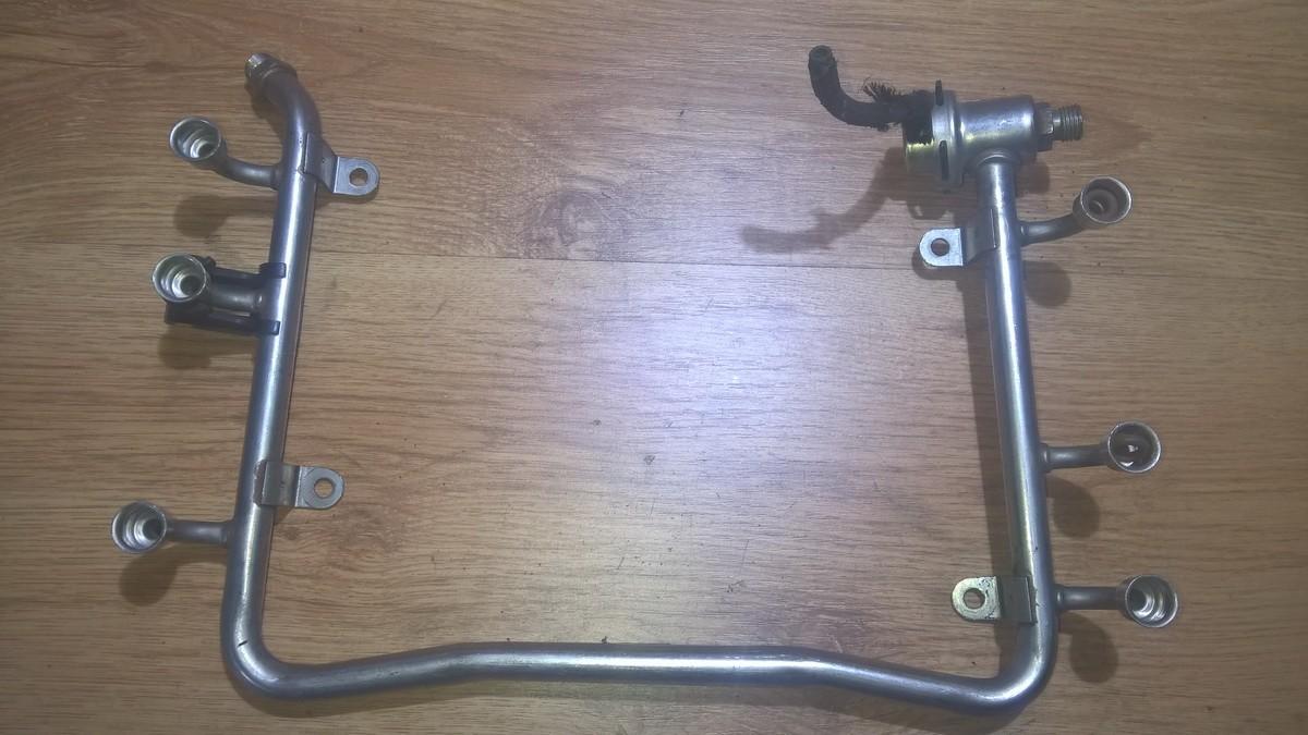 078133681N Audi 100 1992 Fuel injector rail (injectors)(Fuel distributor)