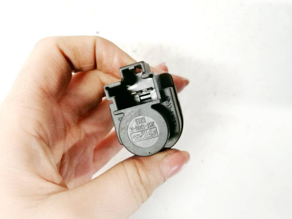 3M5T13480AC Volvo S80 2008 Jarruvalojen anturi - Thumbnail 3