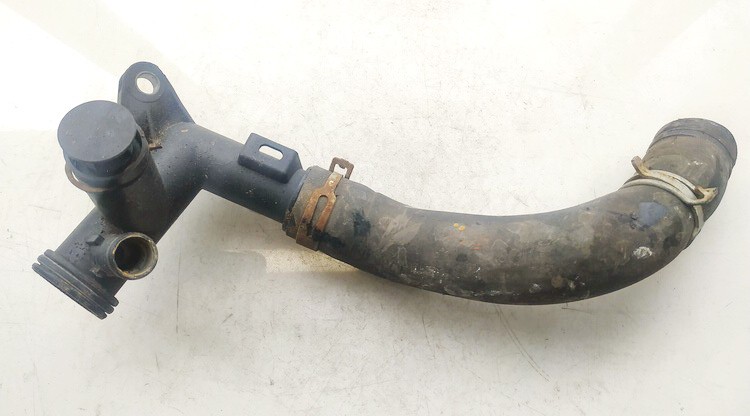 9671124980 Ford C-MAX 2011 Kołnierz układu chłodzenia (pokrywa obudowy termostatu układu chłodzenia silnika)