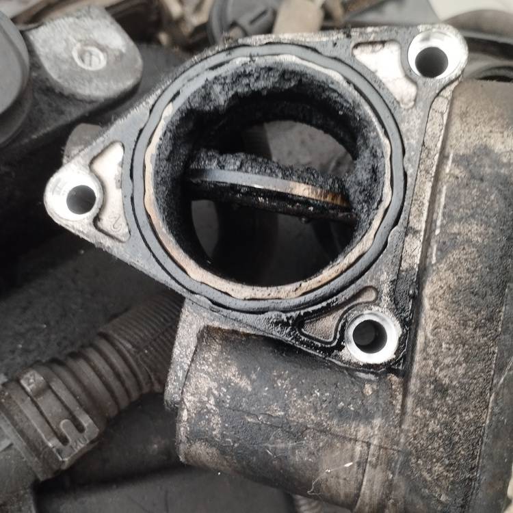 038128063G Volkswagen Golf 2003 High Flow Throttle Body Valve (Air Control Valve) - Thumbnail 3