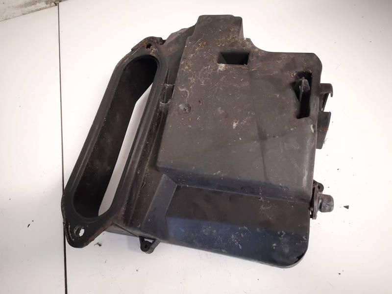 8D1907355B Volkswagen Passat 2005 Saugikliu dezes dangtelis - Thumbnail 3