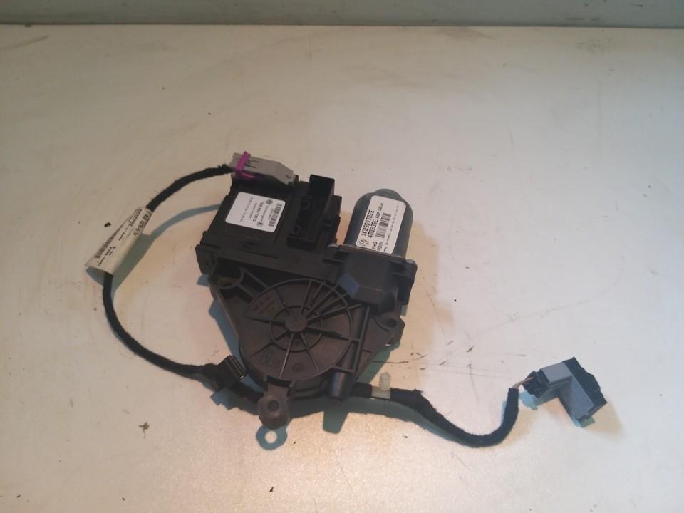 1K0959792C Volkswagen Golf 2005 Моторчик стеклоподъемника - передний левый