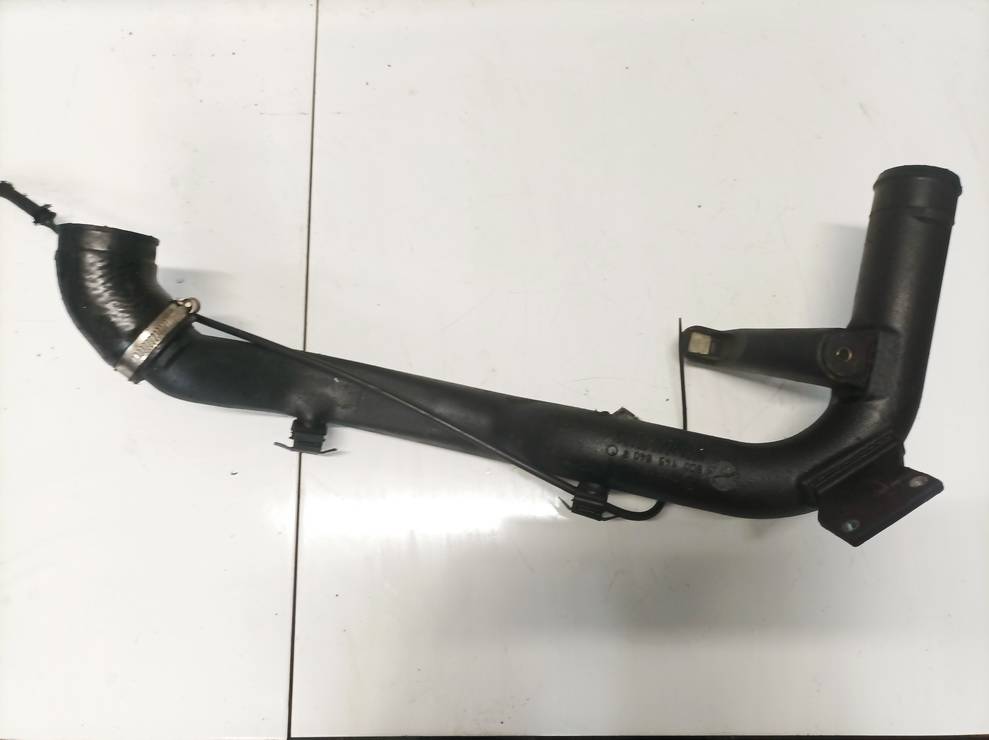8D0145840 Volkswagen Passat 2002 Interkulerio zarna -  slanga