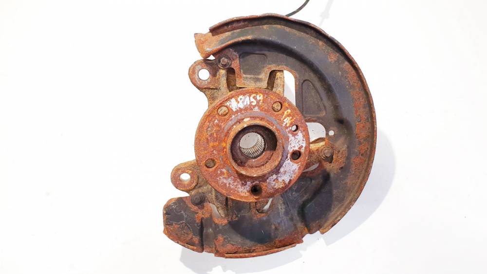 Volvo V70 2008 Rumbas (gultnis) - PRIEKŠA PA KREISI