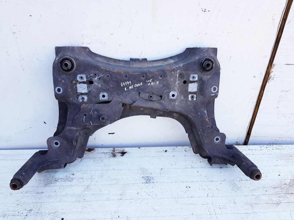 Renault Megane 2010 Etuapurunko - EDESSÄ