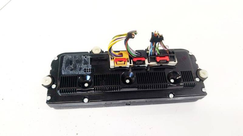 Skoda Octavia 2005 Climate Control Panel (heater control switches) - Thumbnail 2