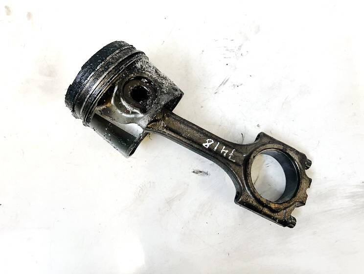 Volvo S60 2002 Tłok z korbowodem - Thumbnail 3