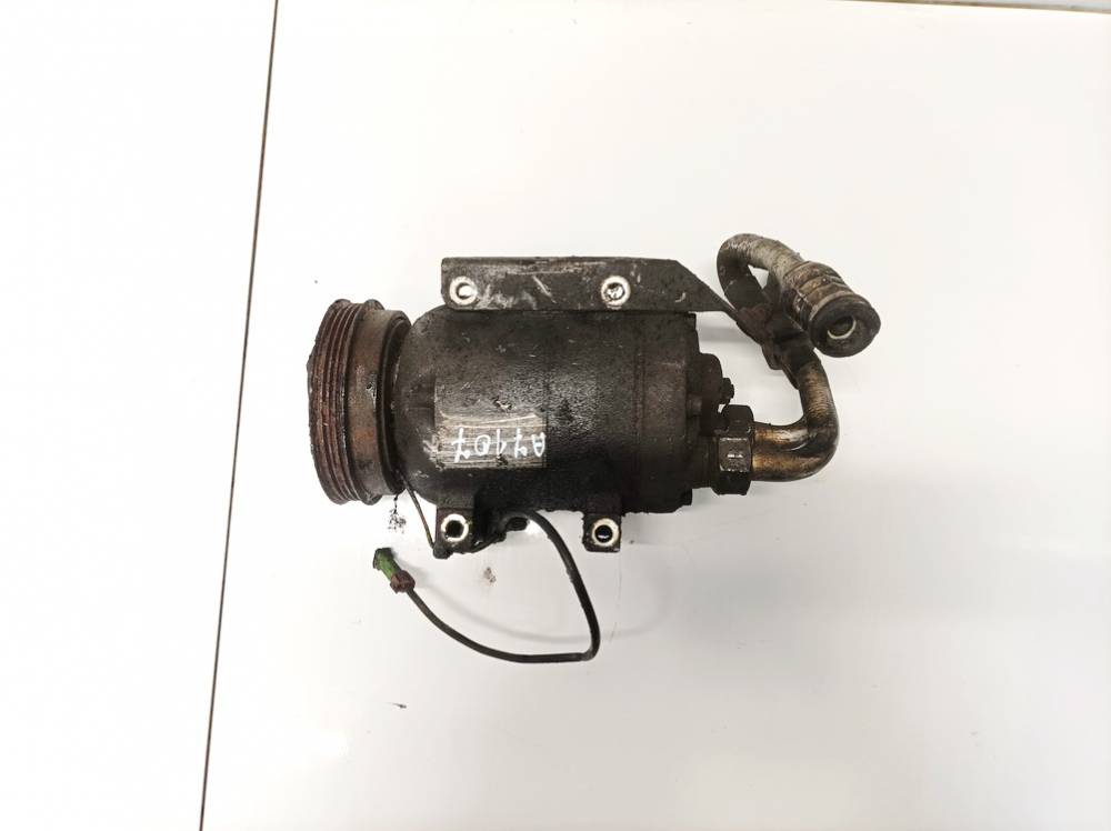 766J403952 Audi A4 1997 Компрессор системы кондиционирования