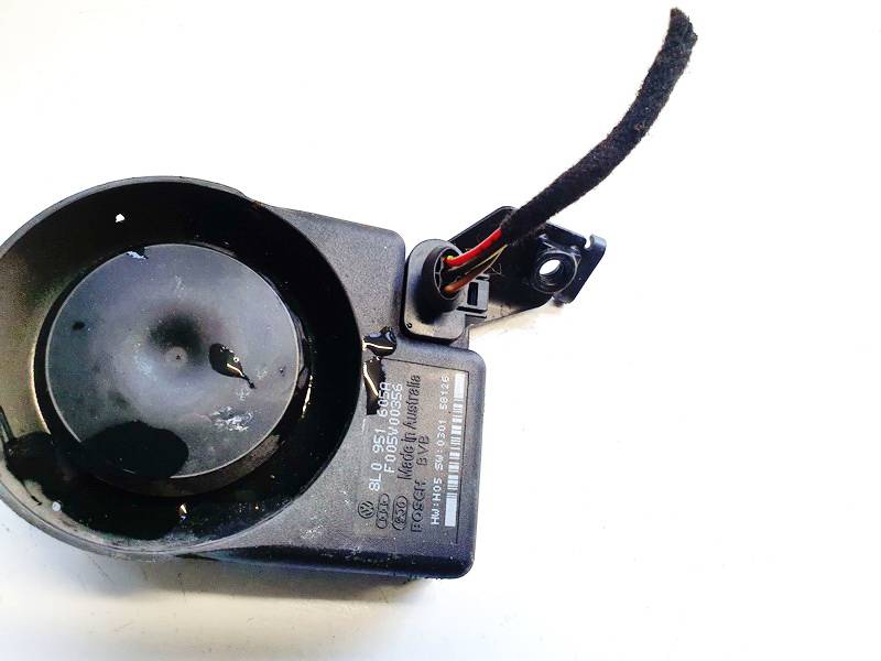 8L0951605A Audi A4 2005 Alarm Siren Module (Alarm System-Horn )