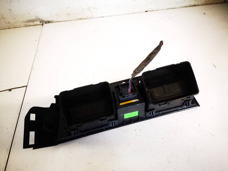 13107741 Opel Meriva 2003 Wloty powietrza do kabiny - Thumbnail 2