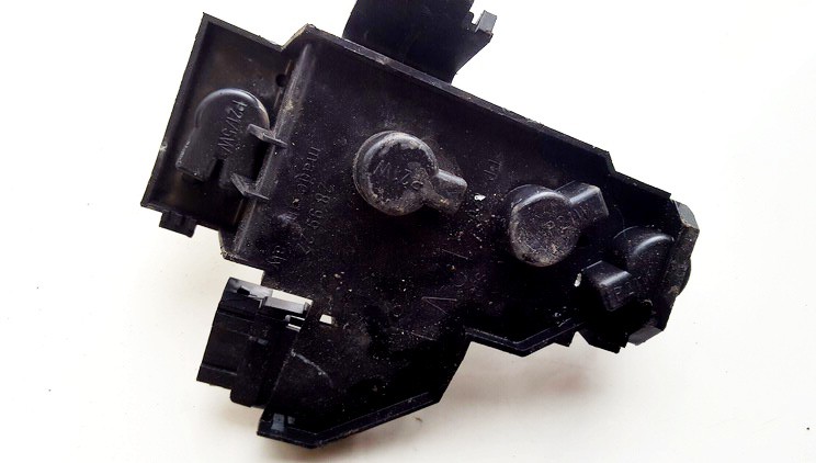 28998015 Audi A4 1999 Tailight Bulb Holder (Lamp Carrier)