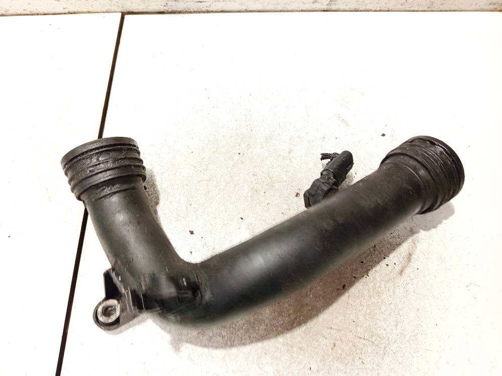 1K0145762 Volkswagen Passat 2007 Патрубок интеркулера - Thumbnail 2