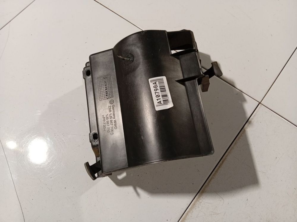 1J9867706B Volkswagen Bora 1999 Battery Boxes - Trays - Thumbnail 2