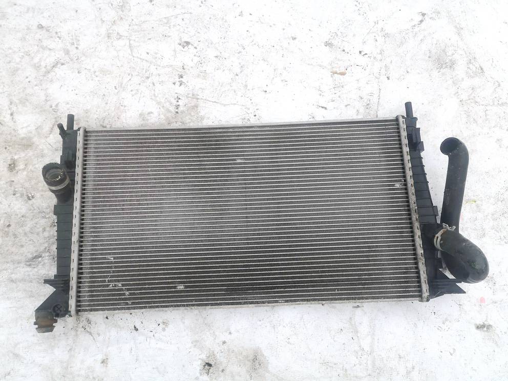 3M5H8005RK Ford Focus 2008 Ūdens radiators (dzesēšanas radiators)
