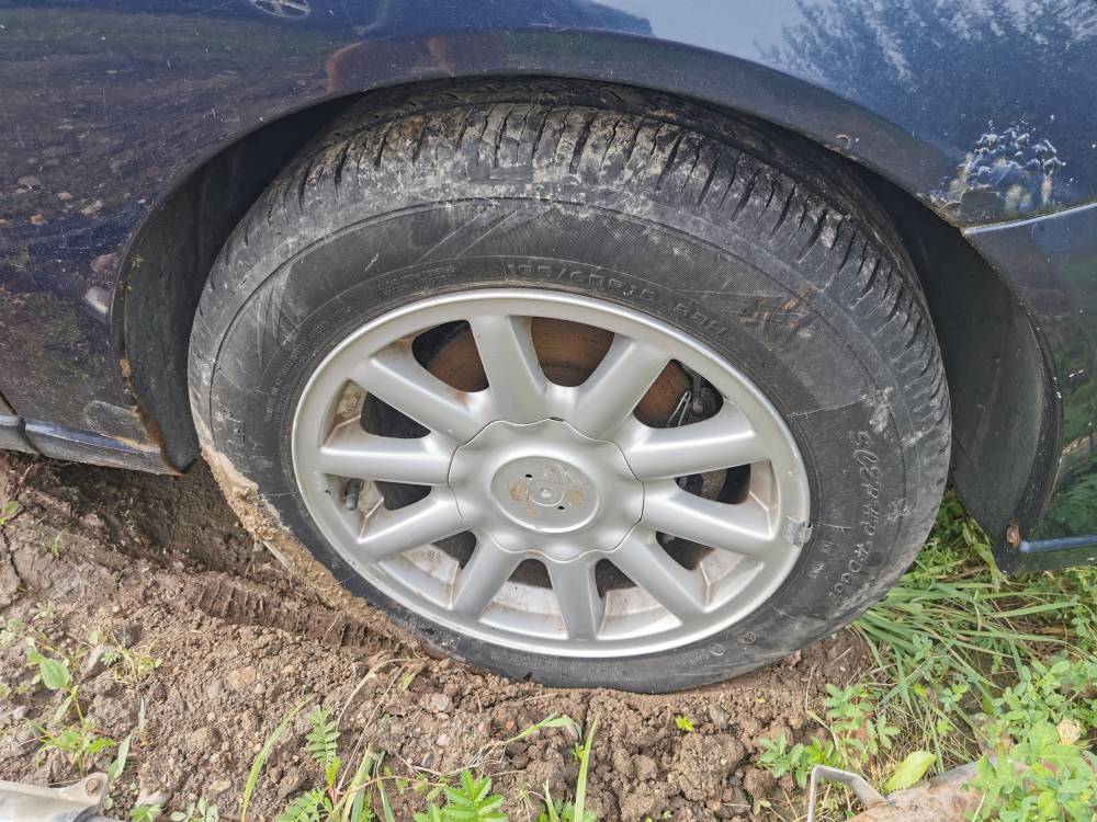 4X108 Ford Focus 1999 Komplet Kół Zimowych R15