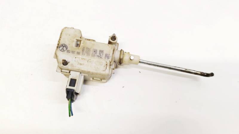 3B0959781B Volkswagen Golf 2000 Central locking motor