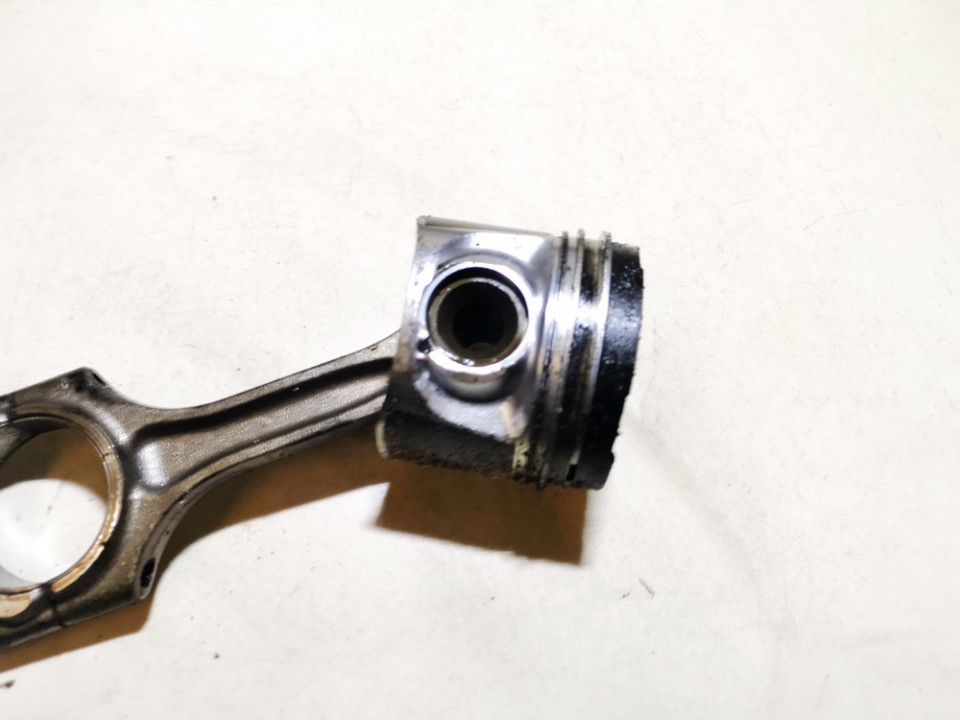 Volvo XC 60 2010 Tłok z korbowodem - Thumbnail 2