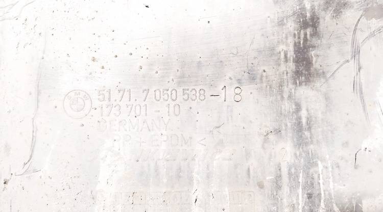 5171705053818 BMW 5-Series 2006 Dessous de caisse - Thumbnail 3