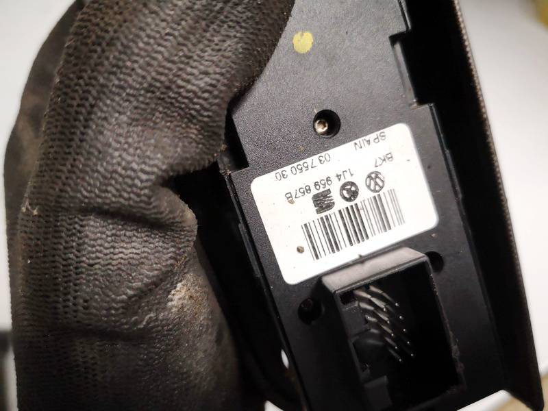 1J4959857B Volkswagen Passat 2005 Power window control (Window Regulator-Window Switch) - Thumbnail 3