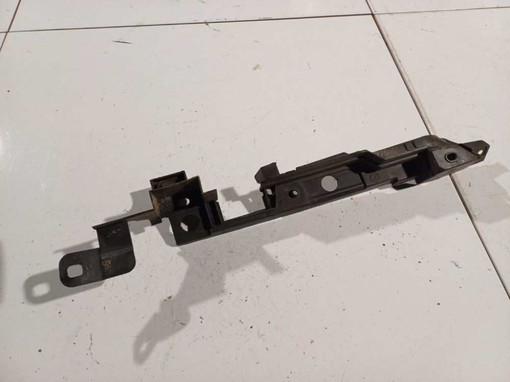 13266901RH Opel Corsa 2010 Pyyhkijän mekanismin suojus - Thumbnail 2