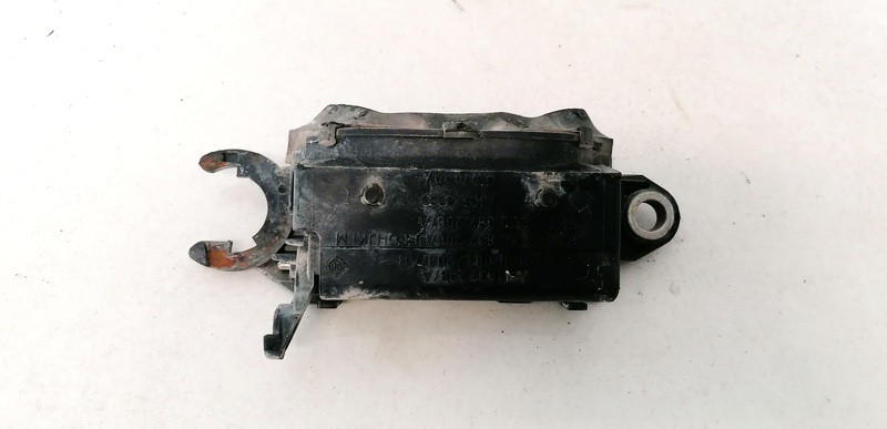 4A0837208A Audi A4 1996 Duru isorine rankenele P.D. - Thumbnail 2