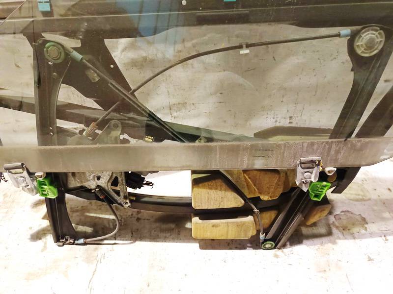 8D0837397C Audi A4 1998 Door winder mechanism (Window Regulator) - FRONT LEFT