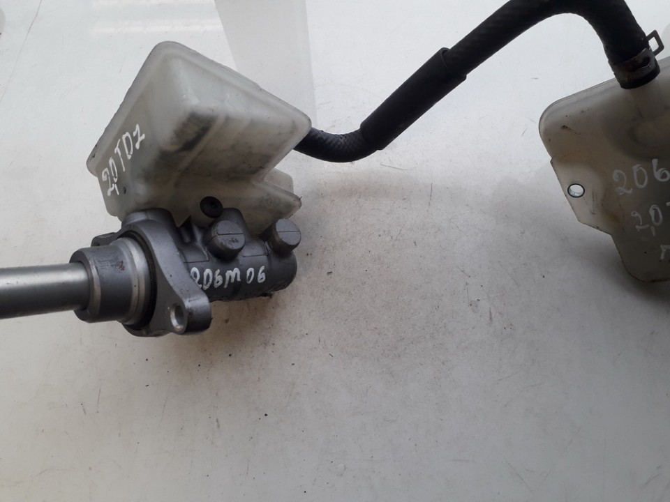 C23643550 Mazda 5 2006 Brake Master Cylinder