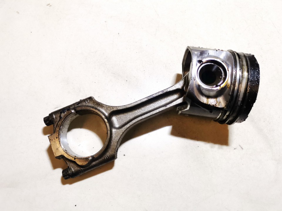 Volvo XC 60 2010 Tłok z korbowodem