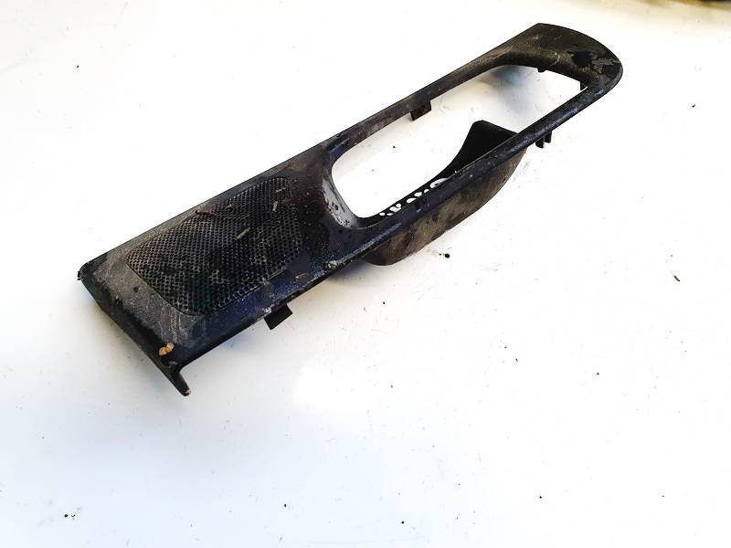 6761805030 Toyota Avensis 2004 Salono apdaila (plastmases)