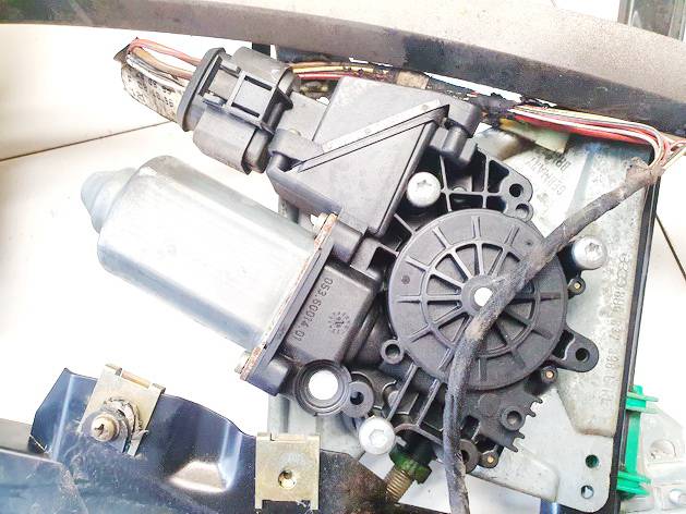 114184101 Audi A4 1997 Window Motor - FRONT RIGHT - Thumbnail 2
