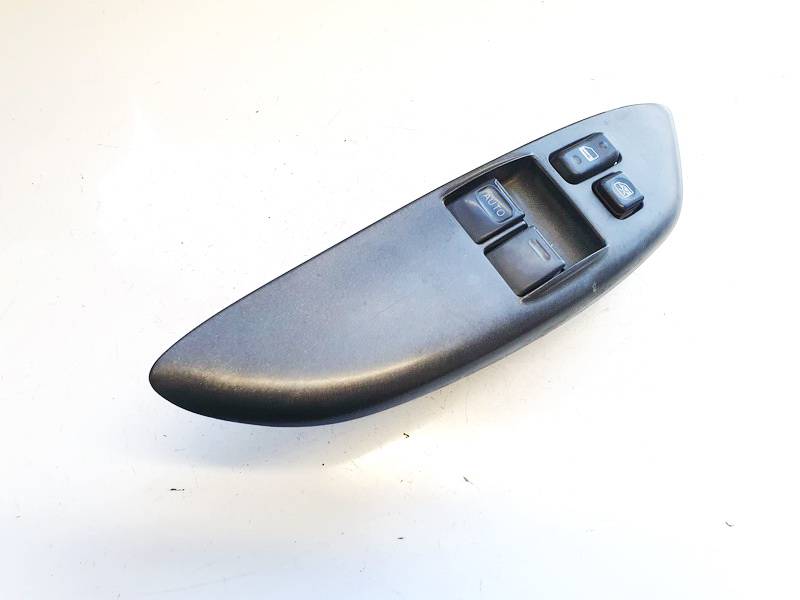 0113B99 Toyota Yaris 1999 Power window control (Window Regulator-Window Switch)