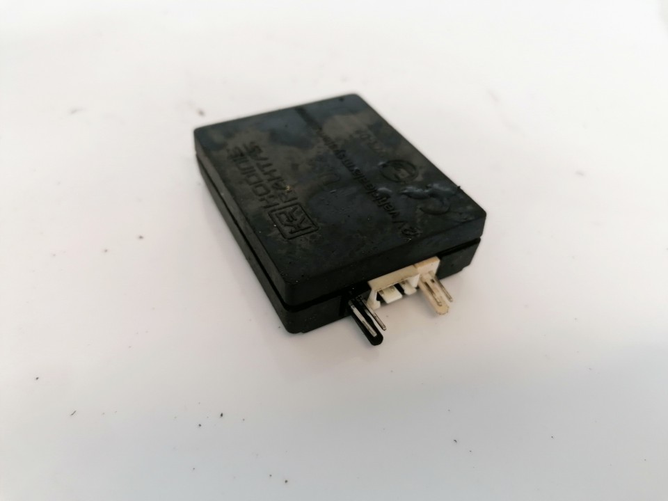 97R0104506 Toyota Avensis Verso 2002 Other computers - Thumbnail 2