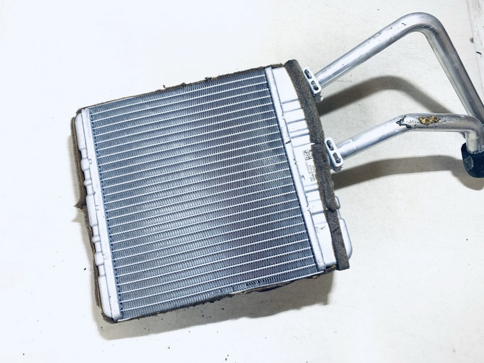 K9873003 Volvo V70 2008 Радиатор отопителя