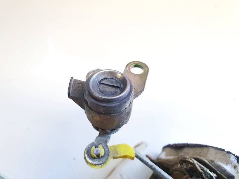 L560A Toyota Yaris 1999 Duru spynele (sirdele) - Thumbnail 2