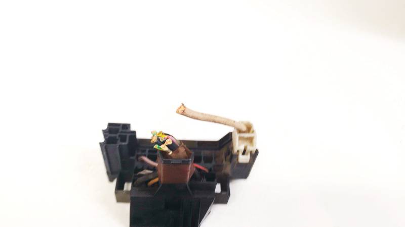 Toyota Corolla Verso 2004 Fuse box - Thumbnail 2