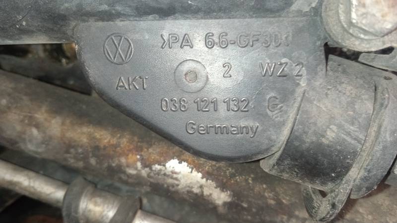 038121132G Volkswagen Passat 2006 Ausinimo skyscio flansas (Ausinimo sistemos junge, ausinimo skyscio junge) - Thumbnail 3