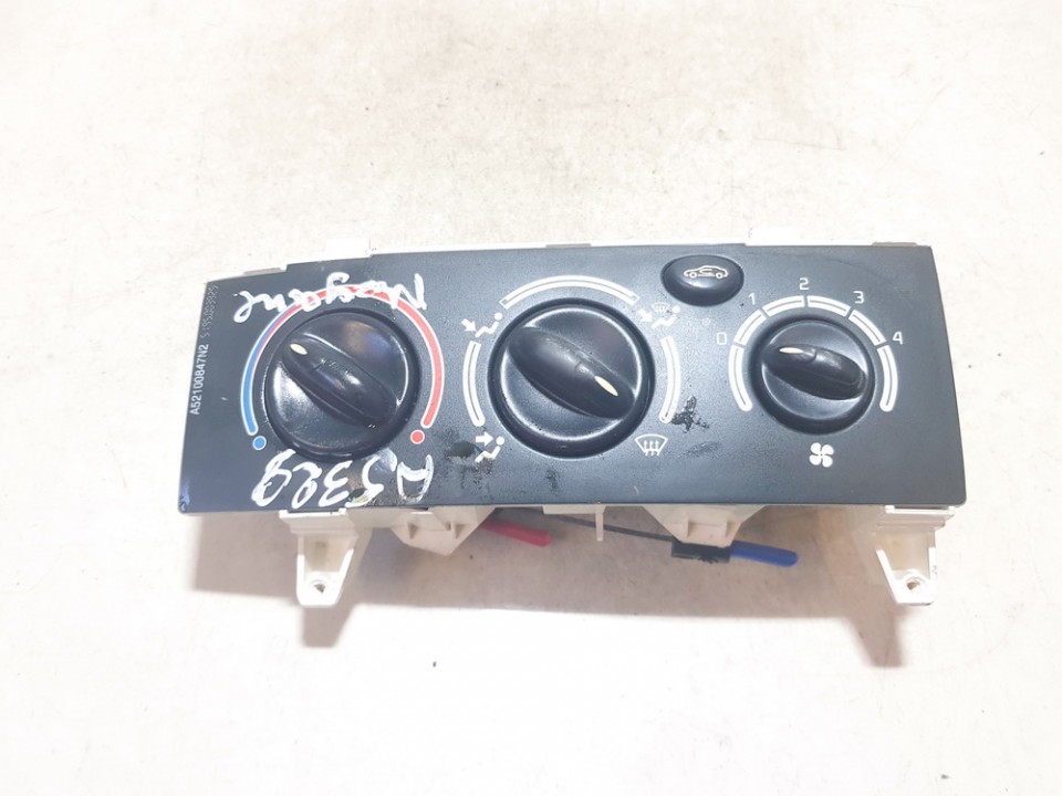 655738n 100839 Climate Control Panel (heater control switches) Renault