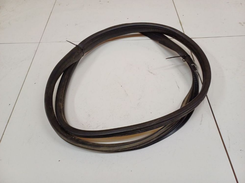 Toyota Aygo 2007 Oven Kumitiiviste - TAKANA OIKEALLA - Thumbnail 2