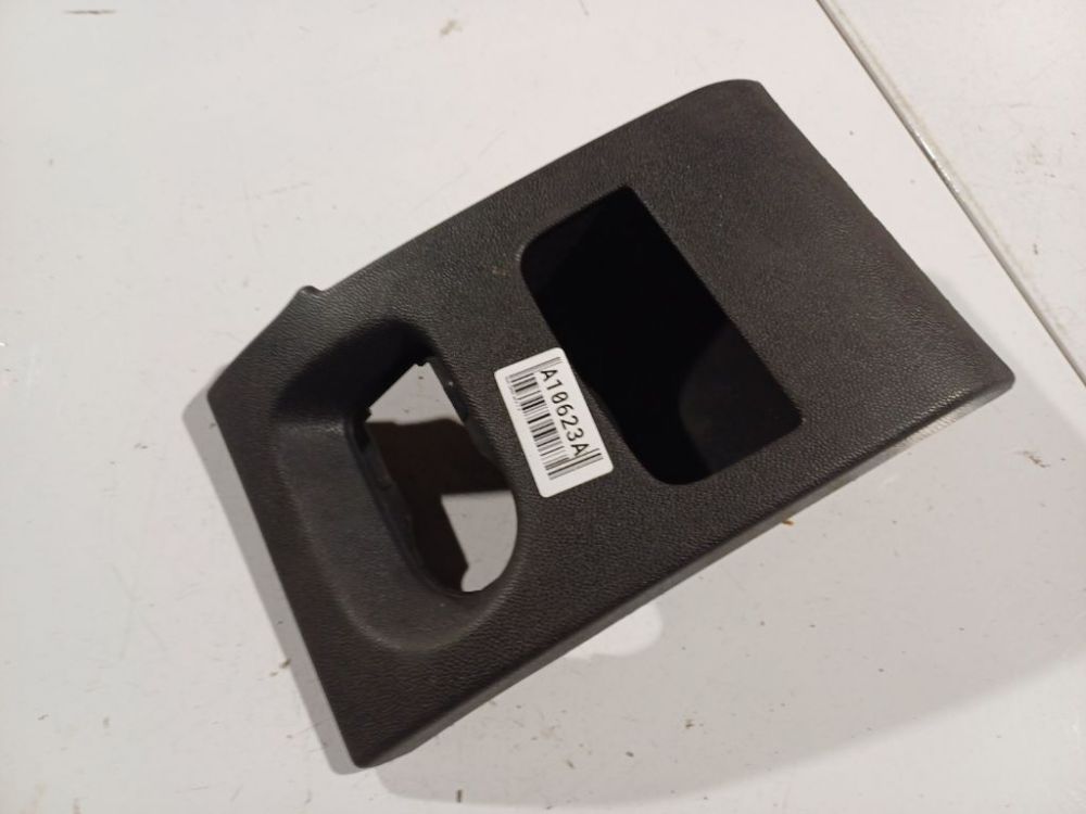 13311820 Opel Corsa 2010 Salono apdaila (plastmases)