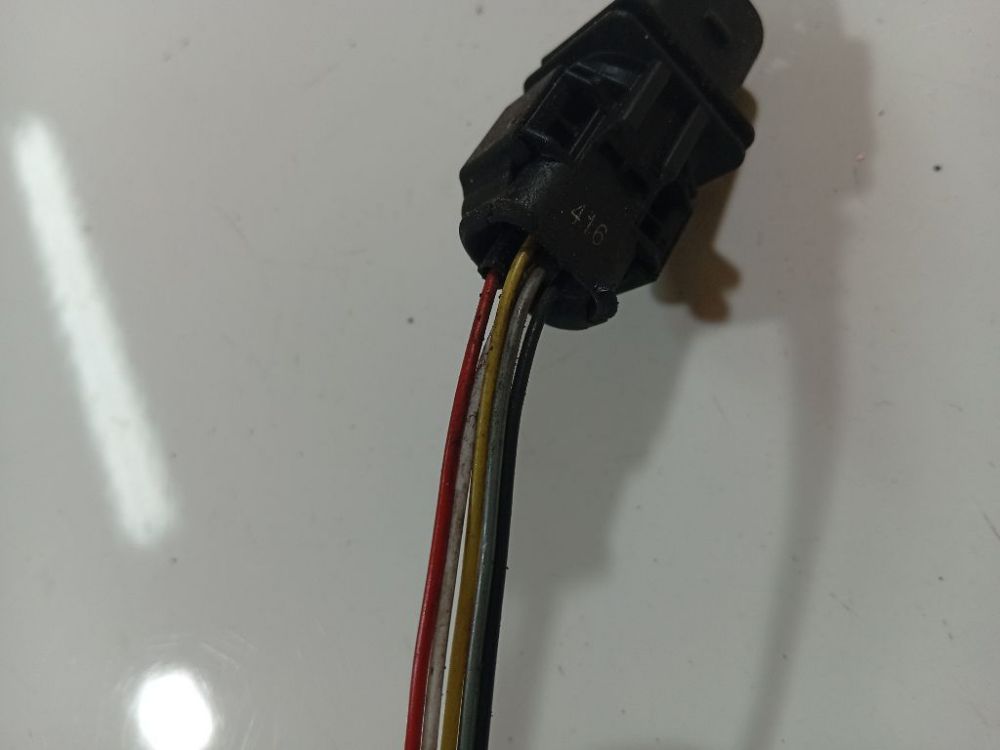 Volkswagen Passat 2005 Lambda sensor 5 wires, WHITE BLACK YELLOW GREY RED - Thumbnail 3