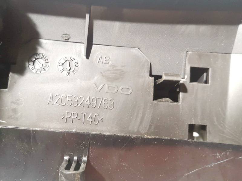 A2C53249763 Skoda Superb 2010 Spidometras - prietaisu skydelis - Thumbnail 3