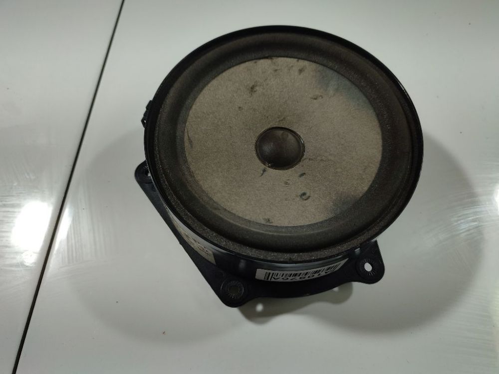 8Z0035411 Audi A2 2002 Speaker (audio)