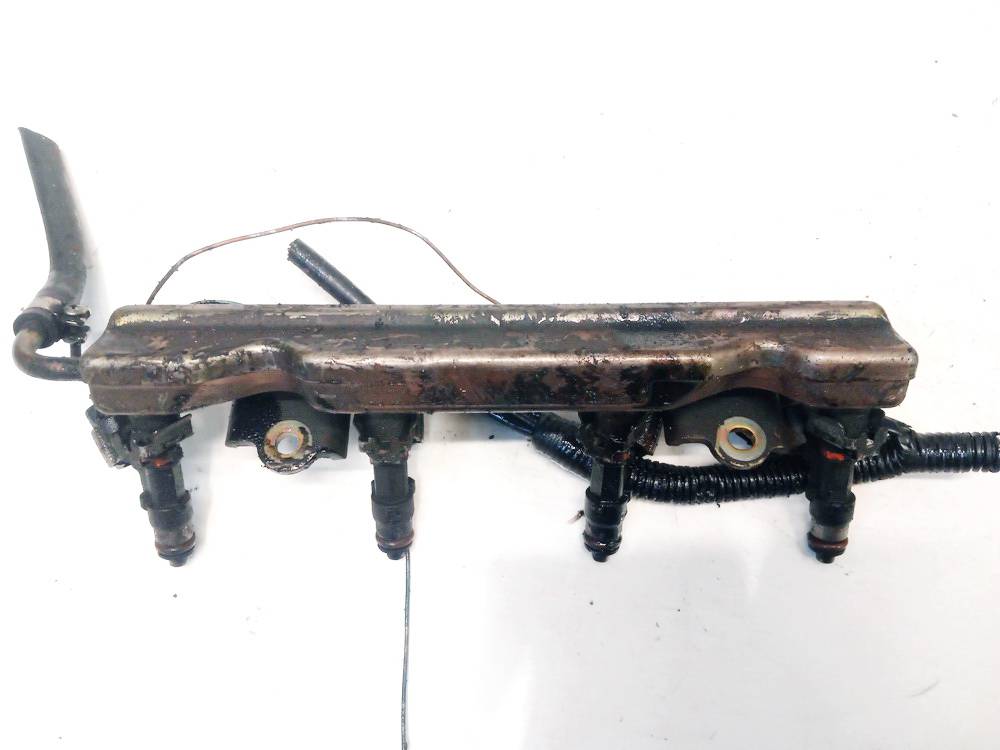 Nissan Micra 2003 Fuel injector rail (injectors)(Fuel distributor) - Thumbnail 3