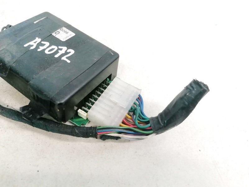 Mercedes-Benz ML-CLASS 2000 Inne komputery - Thumbnail 2