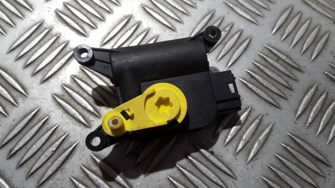 0132801342 Audi A3 2004 Heater Vent Flap Control Actuator Motor - Thumbnail 2