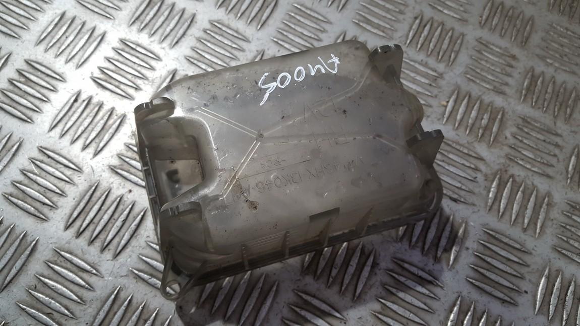 4SHX13K046AA Skoda Octavia 2007 Headlight bulb dust cover cap - FRONT