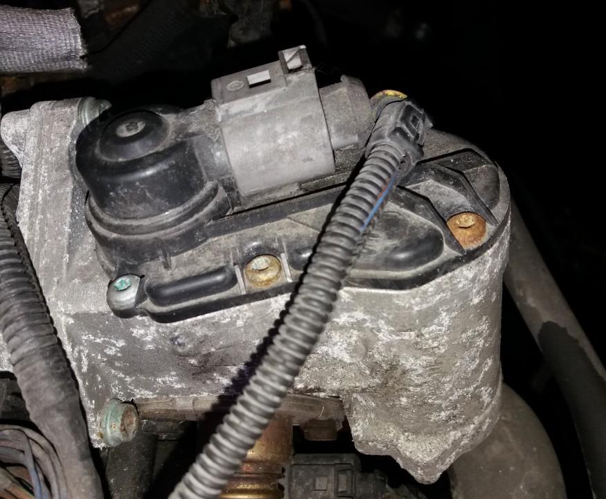 03C131503B EGR Valve Exhaust Gas Volkswagen Golf 2004 1.6L 45EUR